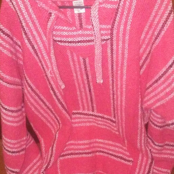 100 % acrilic pull over - Picture 1 of 2